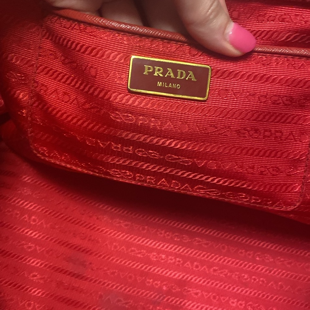 Prada Authentic Red Saffiano Leather Lux Classic Workbag Tote Handbag Bag Purse - Picture 11 of 16